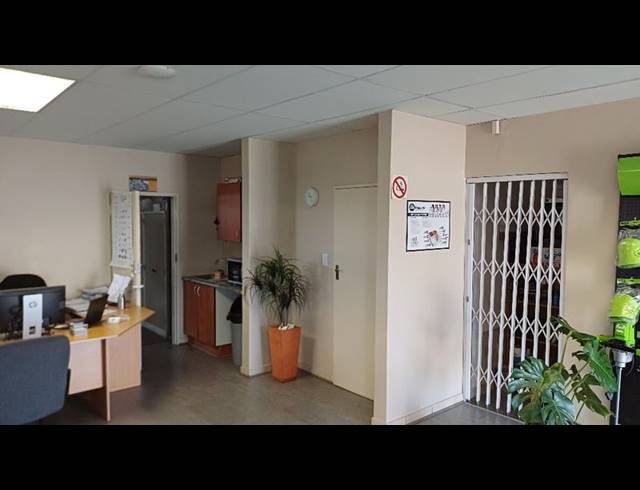 INDUSTRIAL PROPERTY TO RENT IN ROOIHUISKRAAL